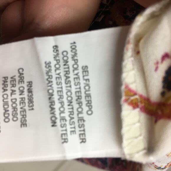 Rewind Floral Chevron Tee Maroon White Large - Picture 12 of 14